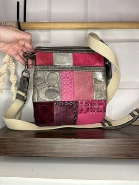 Limited Edition Vintage Coach Pink Patchwork Holiday Swingpack Crossbody